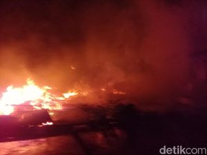 Depresi Gagal Jadi TNI, Pria di Jombang Bakar Rumahnya