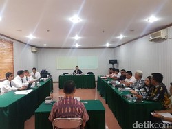 KPPU Periksa Bank Jatim di Sidang Kasus Tender Jalan Kediri