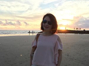 Retno Pinasti, Sosok Istri yang Suka Traveling Bareng Suami Retno Pinasti, Sosok Istri yang Suka Traveling Bareng Suami