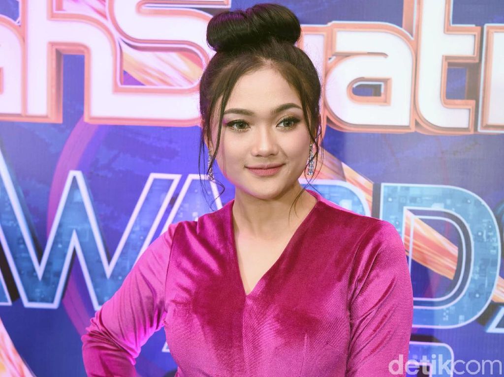 7 Fakta Marion Jola yang Rilis Album Perdana 7 Fakta Marion Jola yang Rilis Album Perdana