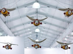 Patung Malaikat Kecil Heri Dono Melayang di Langit-langit Art Central Hong Kong
