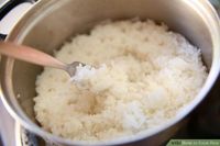 Yuk, Intip Tips Masak Nasi Anti Gagal di Kompor!