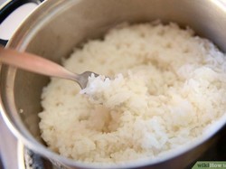 Yuk, Intip Tips Masak Nasi Anti Gagal Pakai Kompor!