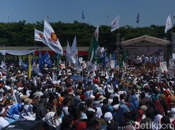 Didampingi Zulkifli dan Sohibul, Prabowo Kampanye di Karawang