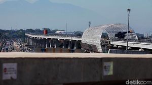 Akhirnya Lintasan LRT Jabodebek Cibubur-Cawang Tersambung
