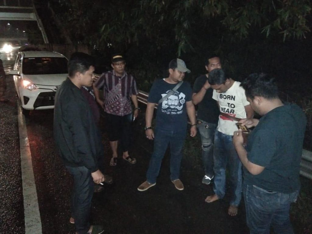 Janji Cari Penglaris, Koki di Jaksel Bawa Kabur Mobil-Emas Majikan Janji Cari Penglaris, Koki di Jaksel Bawa Kabur Mobil-Emas Majikan