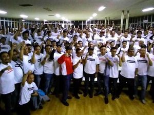 Aksi Bye Hutchison di Gate JICT