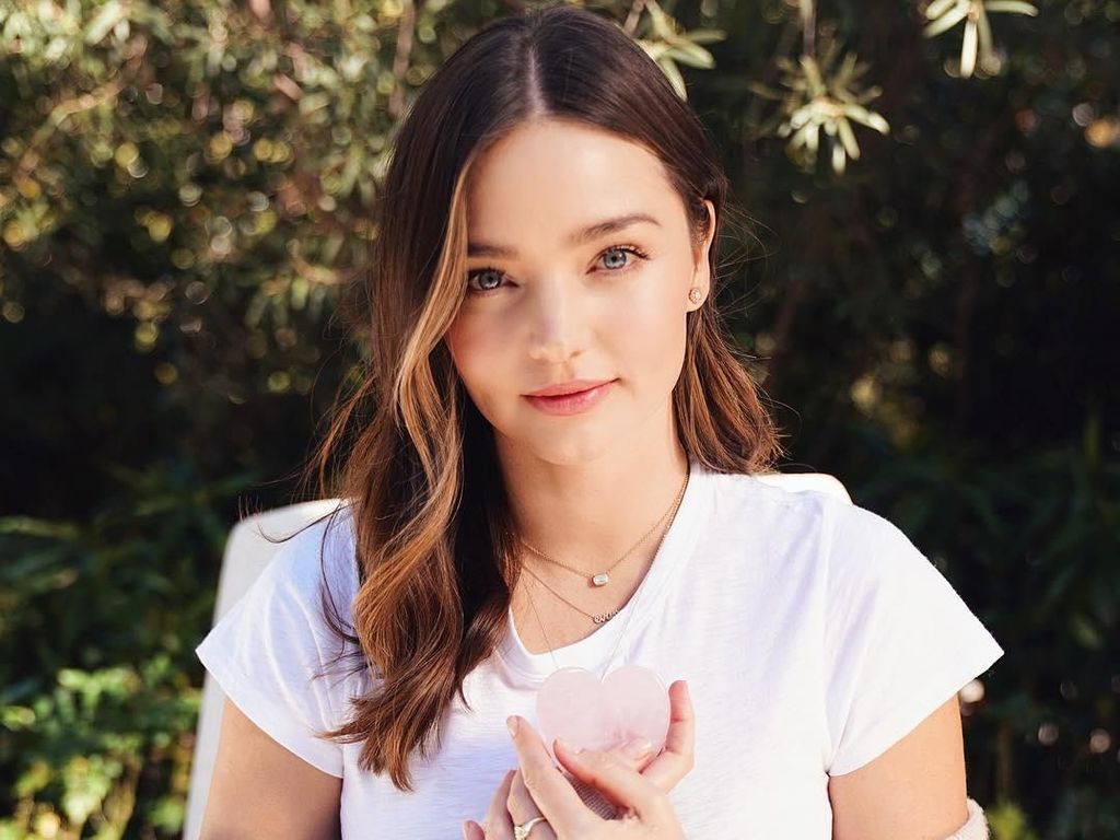 Selamat! Miranda Kerr Umumkan Kehamilan Anak ketiga Selamat! Miranda Kerr Umumkan Kehamilan Anak ketiga