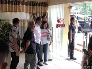 Ajak Makan Siang Keluarga Jelang Debat, Jokowi: Pas Waktunya Longgar