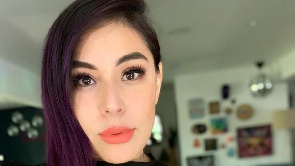 Pesona Tiffany Garcia, Gamer dan YouTuber Multi Talenta