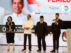 Jokowi Sangat Percaya TNI, Prabowo Lebih TNI dari Banyak TNI