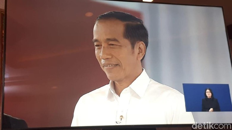 Jokowi: 1 Cm Kedaulatan Tak Akan Kita Beri ke Negara Lain Jokowi: 1 Cm Kedaulatan Tak Akan Kita Beri ke Negara Lain