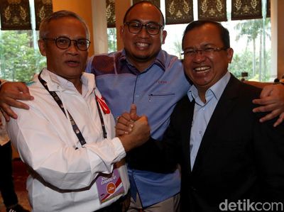 Momen Keakraban BPN dan TKN Jelang Debat Keempat