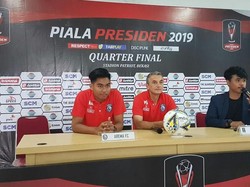 Baru Kembali dari Timnas, Hanis dan Dedik Akan Langsung Dimainkan Arema FC