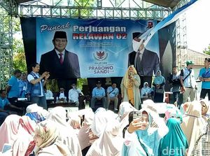 Neno Warisman di Banyuwangi: Awasi TPS Agar Kita Tidak Dicurangi Neno Warisman di Banyuwangi: Awasi TPS Agar Kita Tidak Dicurangi
