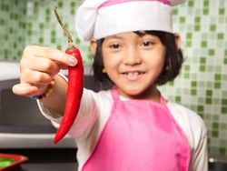 Di Usia Berapa Anak Boleh Konsumsi Makanan Pedas?