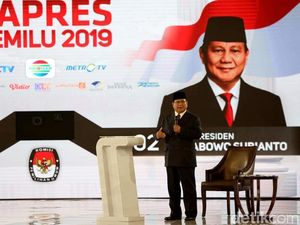 Prabowo Sebut 90% Kementerian Jual-Beli Jabatan, Jokowi Bicara Membaiknya IPK Prabowo Sebut 90% Kementerian Jual-Beli Jabatan, Jokowi Bicara Membaiknya IPK