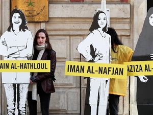 Dituduh Menghina Islam, 3 Aktivis Wanita Saudi Dibebaskan Sementara