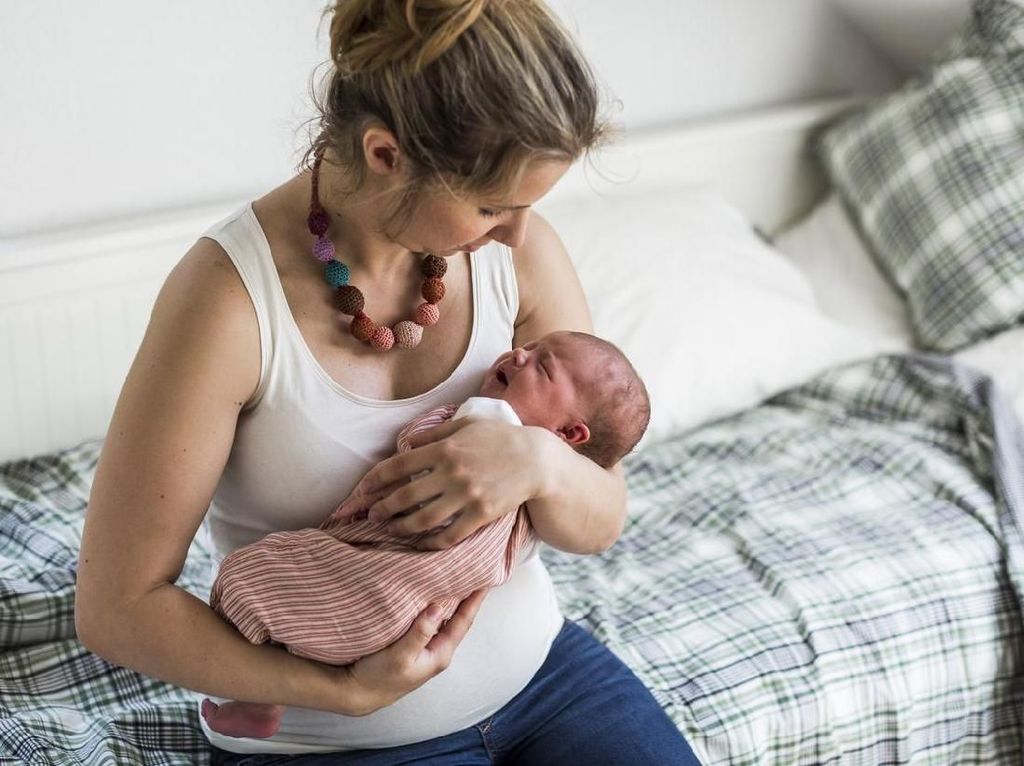 9 Arti Mimpi Menggendong Bayi 9 Arti Mimpi Menggendong Bayi