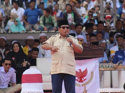 Kemeriahan Kampanye Akbar Prabowo-Sandi di Sidoarjo