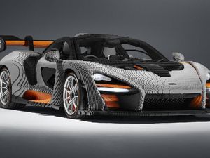 McLaren Terbuat dari Susunan Lego