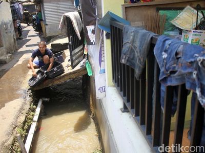 Begini Kondisi RW 06 Jati Padang Pasca Tanggul Jebol