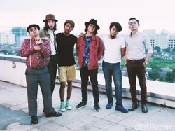 Kata Sisitipsi yang Dikenal dengan Lagu Berlirik Nyeleneh