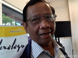 Amien Rais Ancam People Power, Mahfud Md: Agak Berlebihan