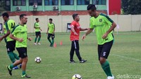 Tim berjulukan Green Force melangkah ke empat besar setelah menyingkirkan Tira-Persikabo dan Madura United menumbangkan Persela Lamongan.