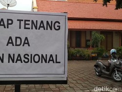 Latihan Taruna di Jalanan Surabaya Bareng dengan UNBK, Mengganggu?
