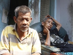 Kakak Adik Lansia Berjuang Hadapi Hidup di Tengah Keterbatasan Fisik
