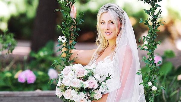 Foto Blogger Cantik Nikahi Pria yang Disebut Raja Cabul