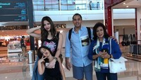 Bangganya Nia Ramadhani Saat Sang Putri Sabet 3 Medali Emas