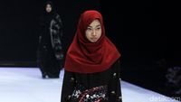 Semangat Hijrah, Baju Syari Mendominasi Bazaar Indonesia Fashion Week 2019