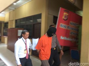 Polisi Tangkap Pria Sebar Video Vulgar Pacar Gara-gara Putus Cinta Polisi Tangkap Pria Sebar Video Vulgar Pacar Gara-gara Putus Cinta
