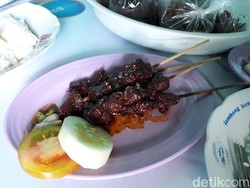 Selain Gurih Juicy, Sate Daging Kuda Punya Banyak Khasiat