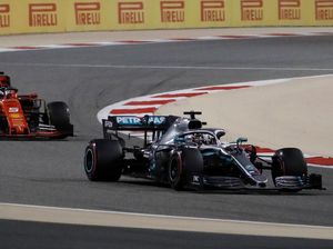 Hasil F1 GP Bahrain: Hamilton Juara, Mercedes Finis 1-2