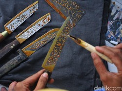 Mengintip Pembuatan Pisau Batik yang Unik di Kudus