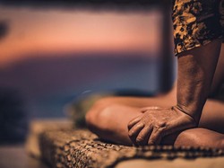 5 Trik Jitu Berikan Pijatan Mesra bagi Pasangan