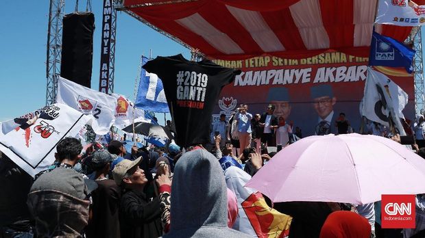 Kombinasi 'ABS-SBK' dan Hoaks, Penyebab Jokowi Keok di Sumbar