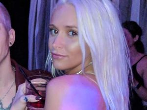 Model Playboy Terancam Penjara 25 Tahun Setelah Bunuh Pria dengan Sadis Model Playboy Terancam Penjara 25 Tahun Setelah Bunuh Pria dengan Sadis