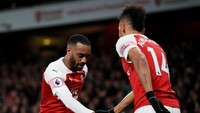 Arsenal ditinggal Pierre-Emerick Aubameyang dan musim panas nanti, giliran Alexandre Lacazette yang kontraknya akan habis dan belum juga diperpanjang (Reuters)