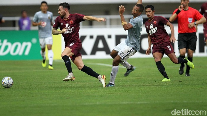 Pertandingan ketiga Grup H Piala AFC 2019 antara PSM Makassar dan Kaya FC Iloilo berakhir tanpa pemenang. Sempat unggul, PSM ditahan 1-1 dalam laga yang dihelat di Stadion Pakansari, Cibinong, Kab. Bogor, Selasa (2/4/2019).