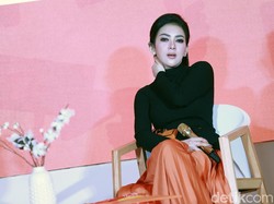 Pihak Syahrini Kenal Orang di Jaringan Penyebar Hoax Video Porno, Siapa?