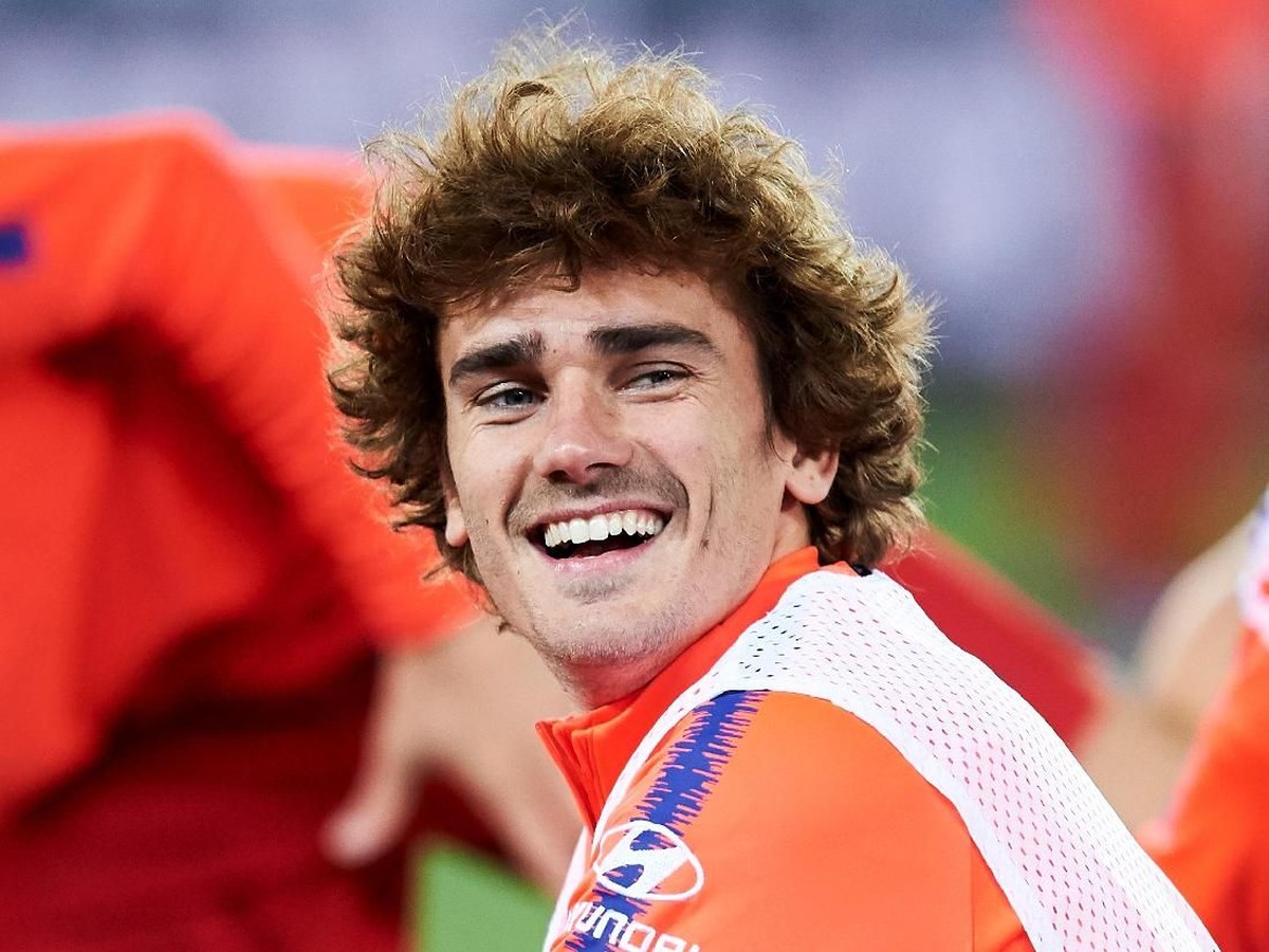 Presiden Atletico Madrid memastikan bahwa Antoine Griezmann akan bertahan. (Foto: Juan Manuel Serrano / Getty Images)