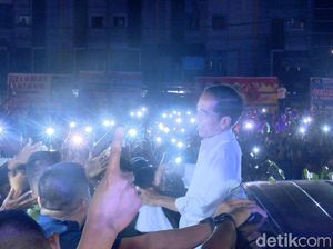 Jokowi Janji Tahun 2020 Jalan Kabupaten-Kota Papua Barat Tersambung