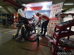Ada Bengkel Motor di Park and Ride Jakarta
