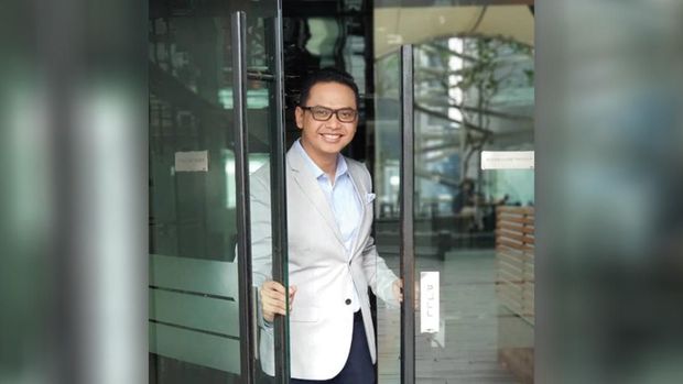 Balques Manisang dan Tomy Ristanto Moderator Debat Pamungkas