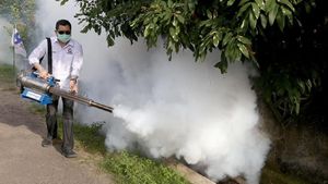 Bantuan Fogging untuk Masyarakat Lombok Barat