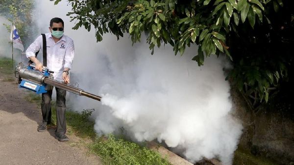 Bantuan Fogging untuk Masyarakat Lombok Barat